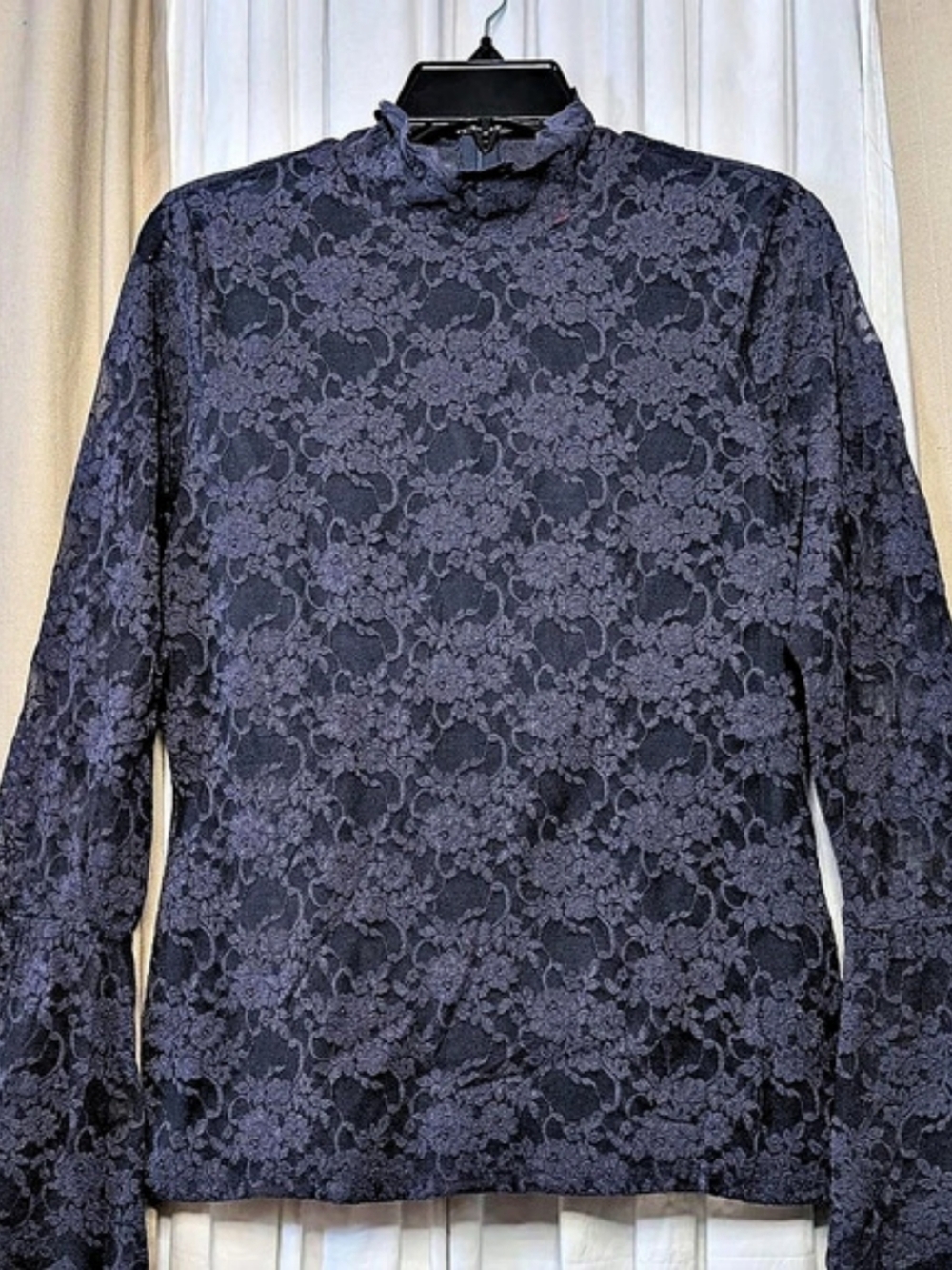 Vince Camuto Floral Blouse in Blue Size Large Like New